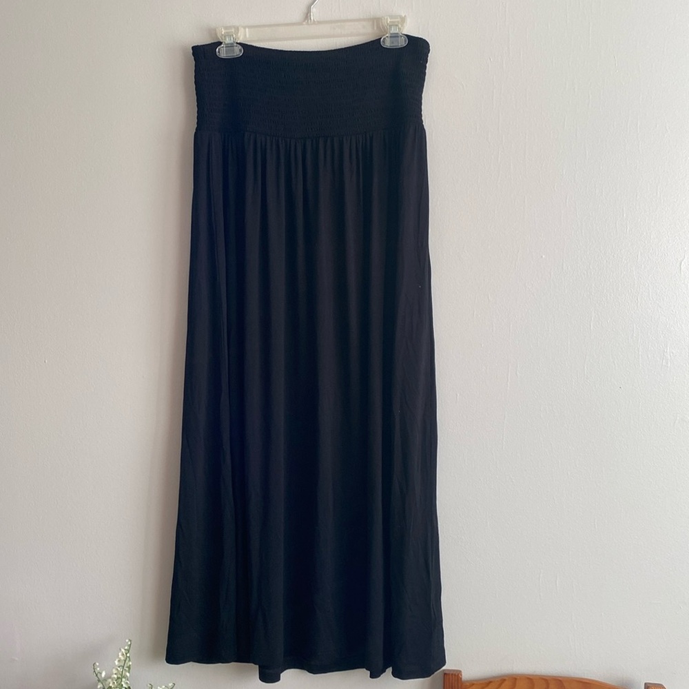 Strapless dress, wide elastic band, gathered at the top. New